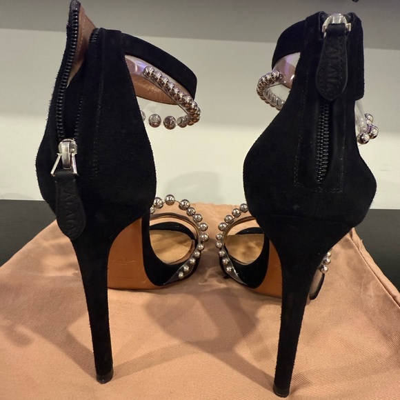 Alaia Black Heels with Pearl Embellishments - Picture 3 of 5
